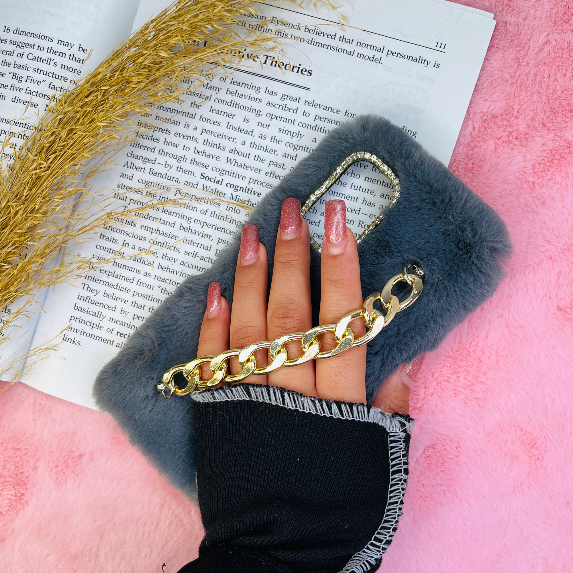 قاب دخترانه دستبندی خزدار پشمالو گوشی سامسونگ Galaxy A53